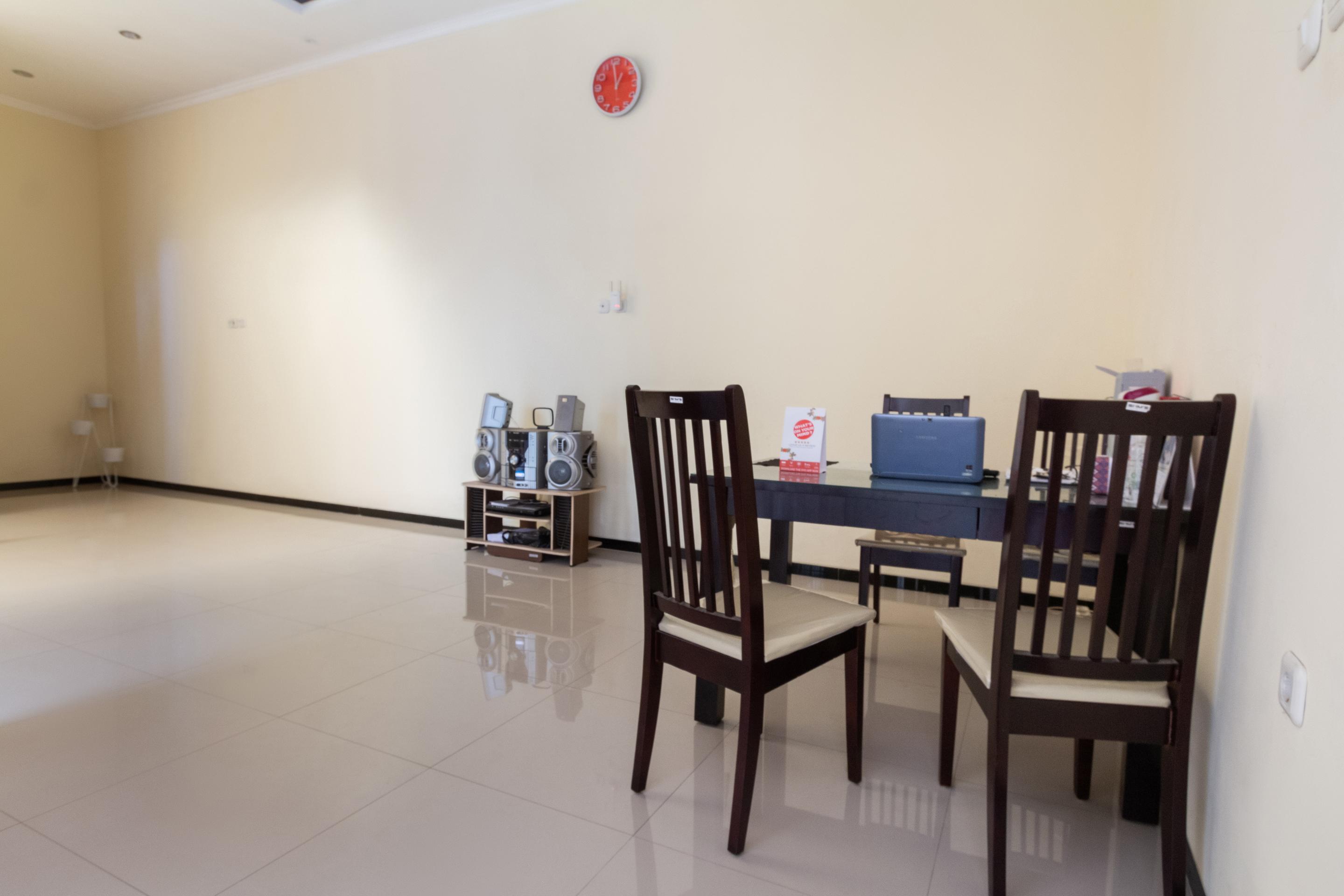 Hotel Vaccinated Staff - Oyo 3763 Oq Syariah 2*